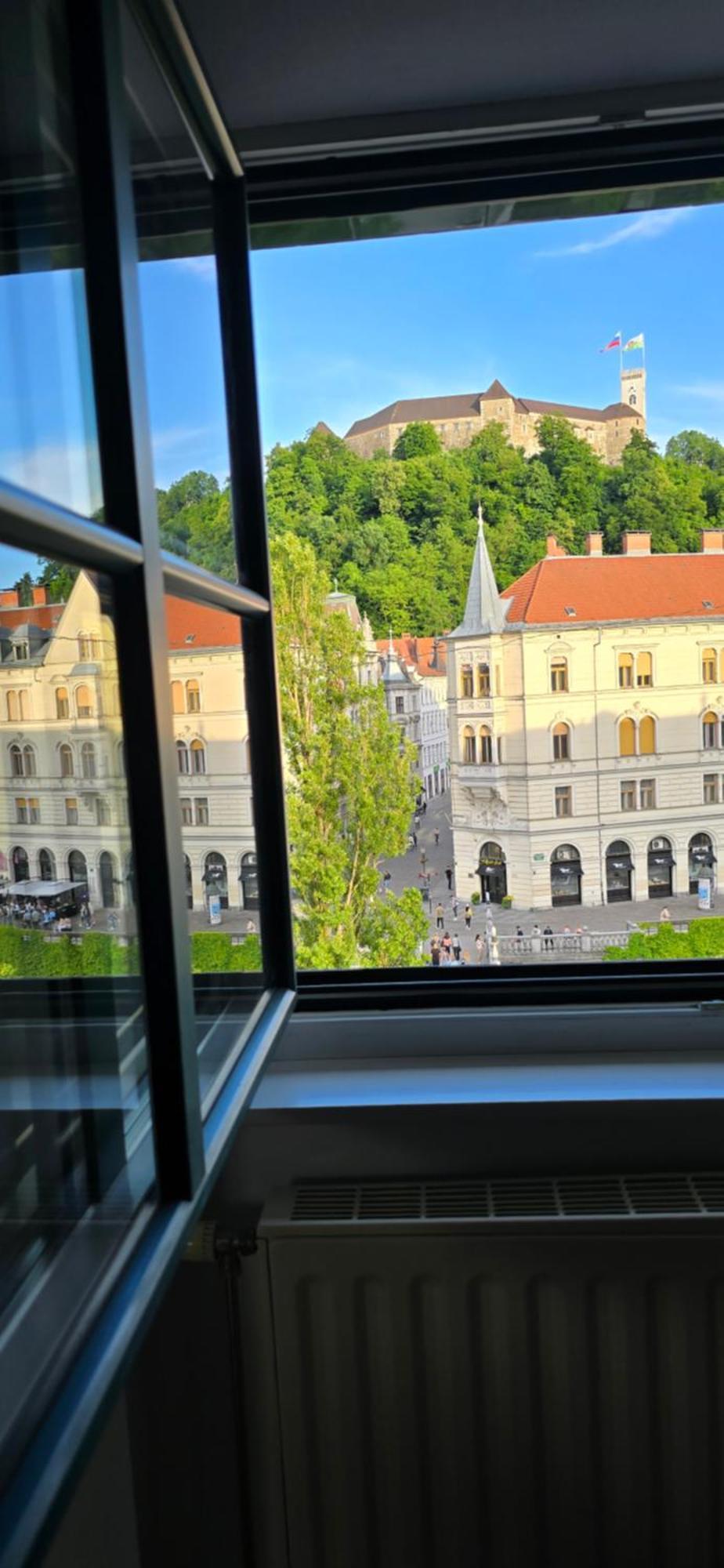Poet Apartment Ljubljana Extérieur photo